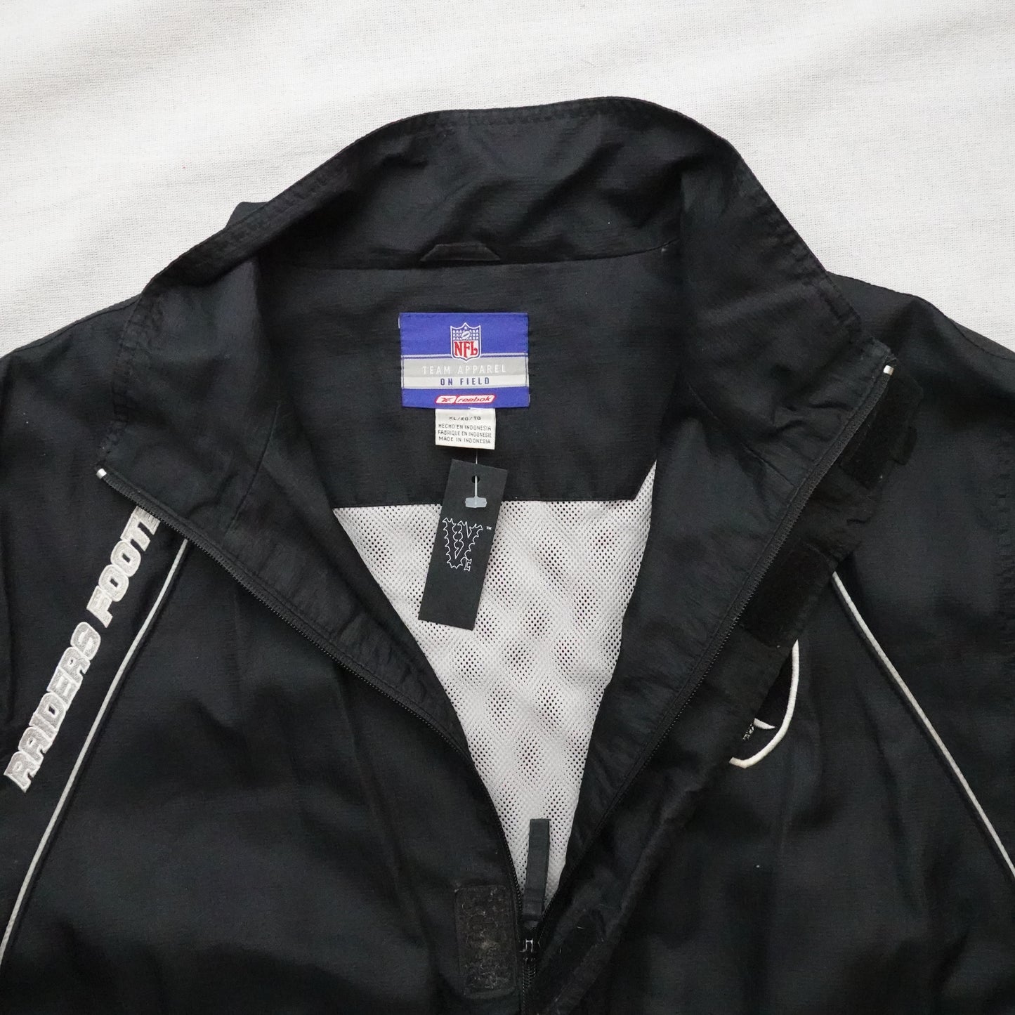 Vintage Reebok NFL Raiders Jacket - Size XL