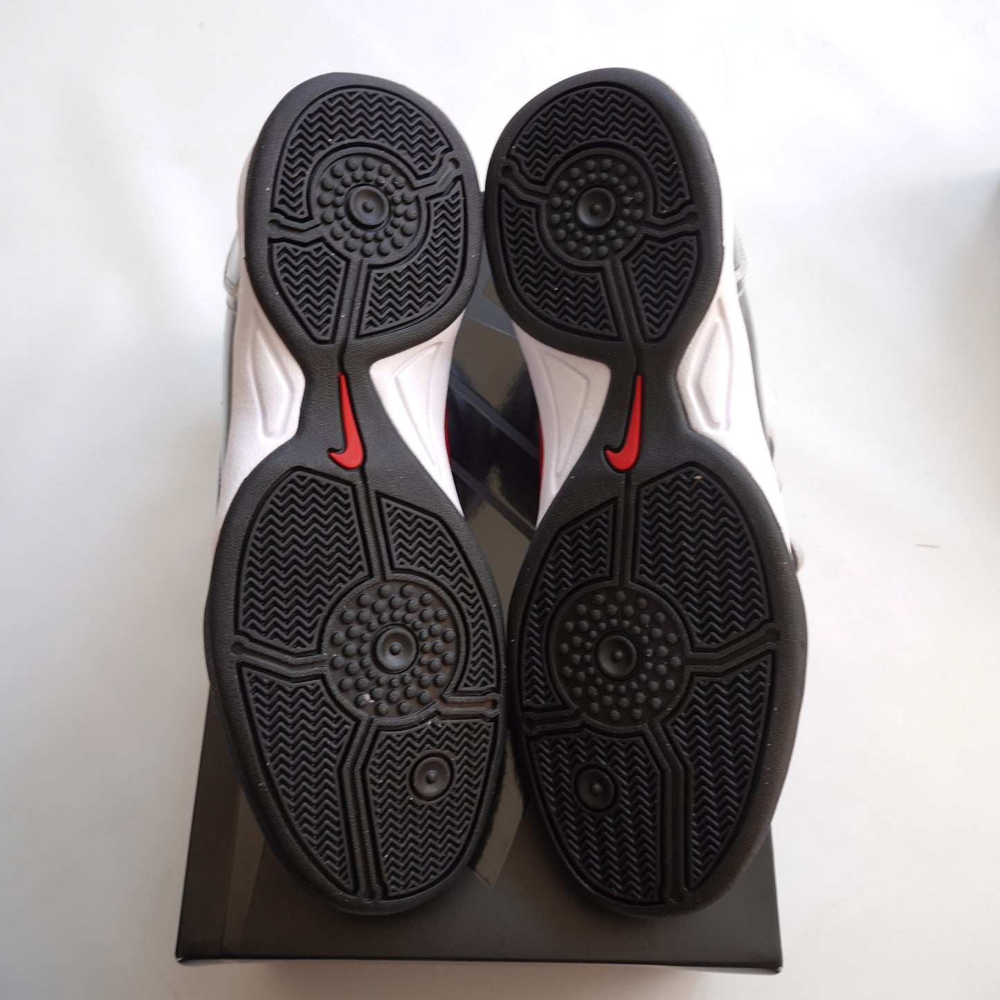 Nike Total 90 3 SP Metallic Silver Black - Size 9