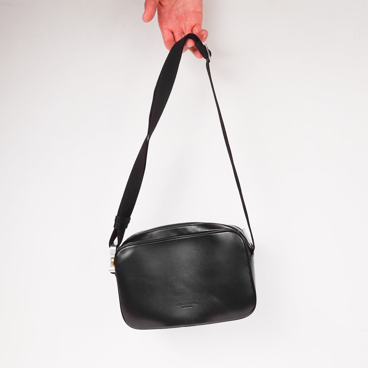 1017 Alyx 9Sm Black Leather Buckle Bag