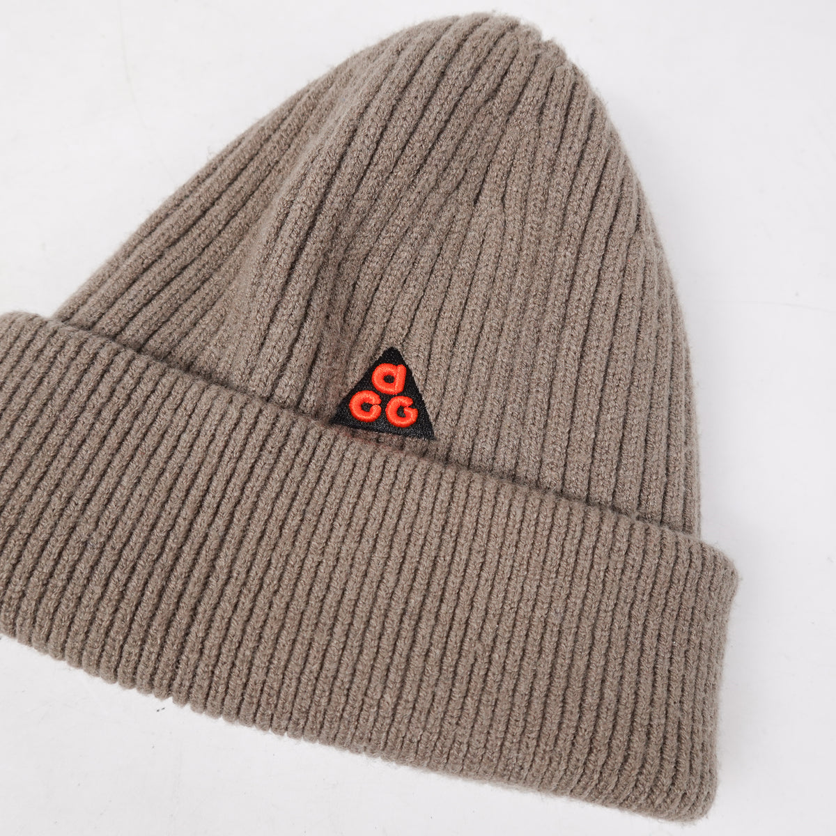 Nike ACG Ribbed Beanie