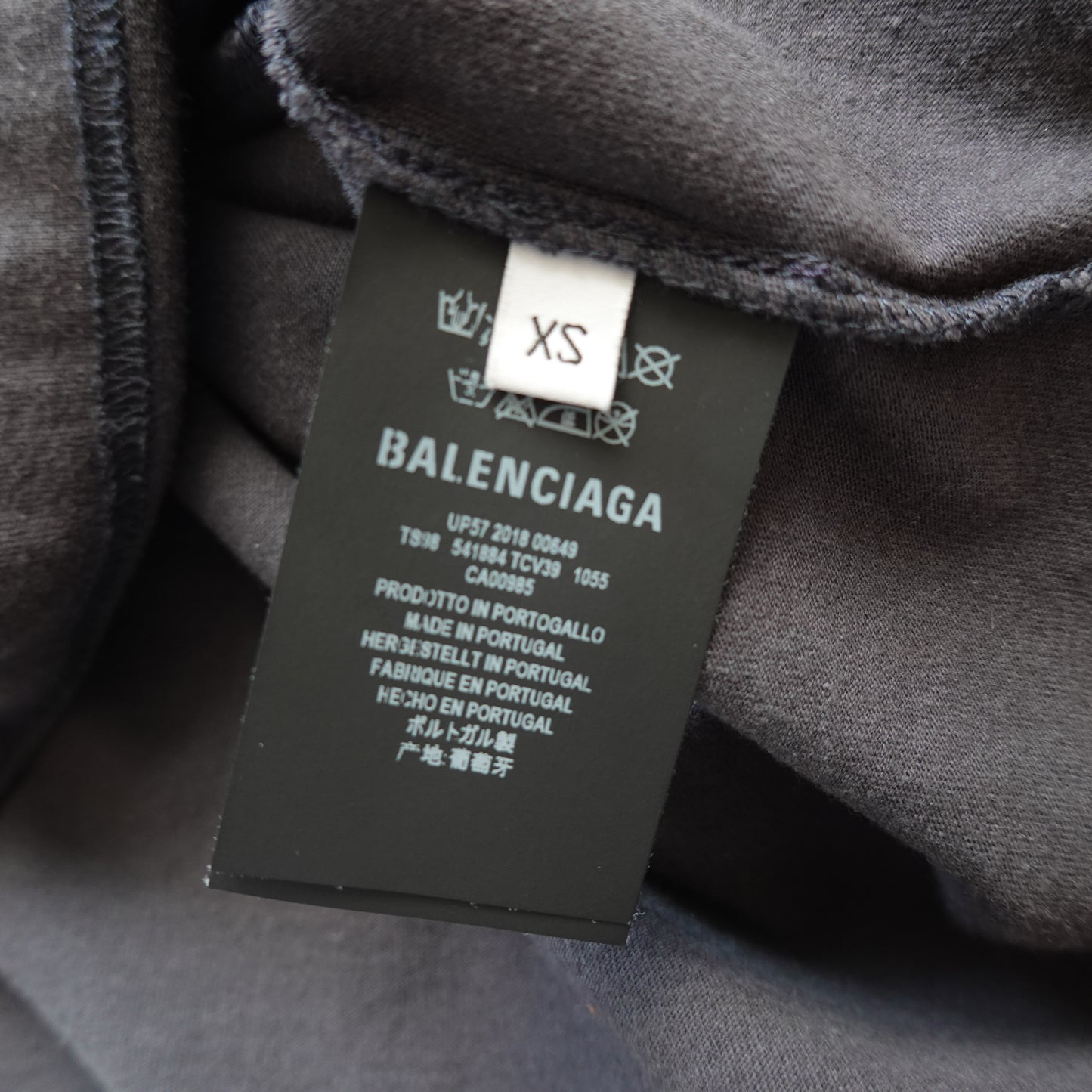 FW18 Balenciaga Oversized Sweater - Size XS