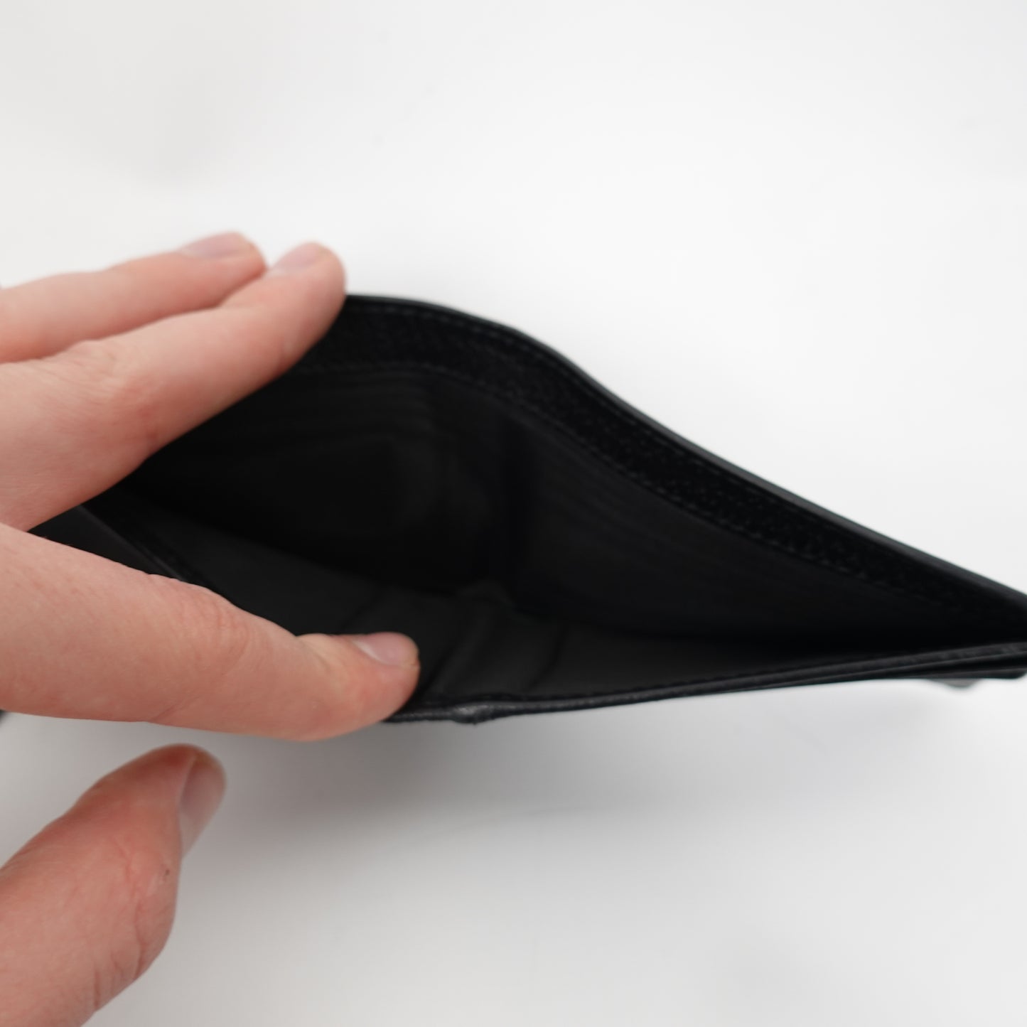 Gucci GG Marmont Bifold Wallet Inside Photo 2