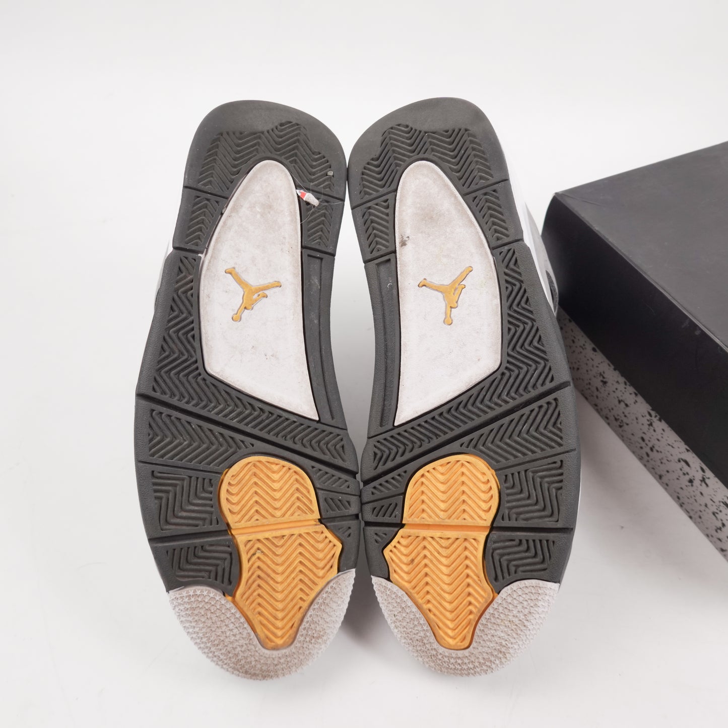 2019 Jordan 4 Cool Grey - Size 10