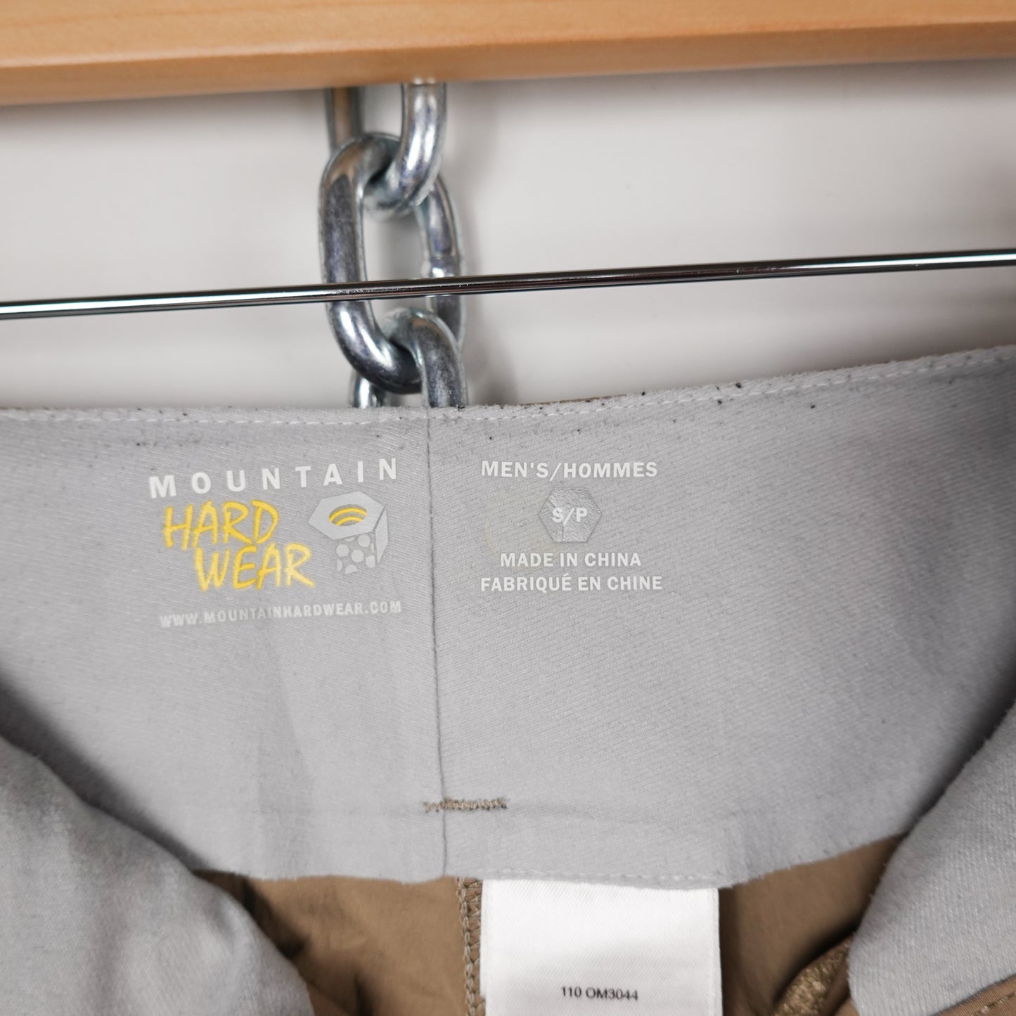 Mountain Hardwear Beige Shorts - Size S