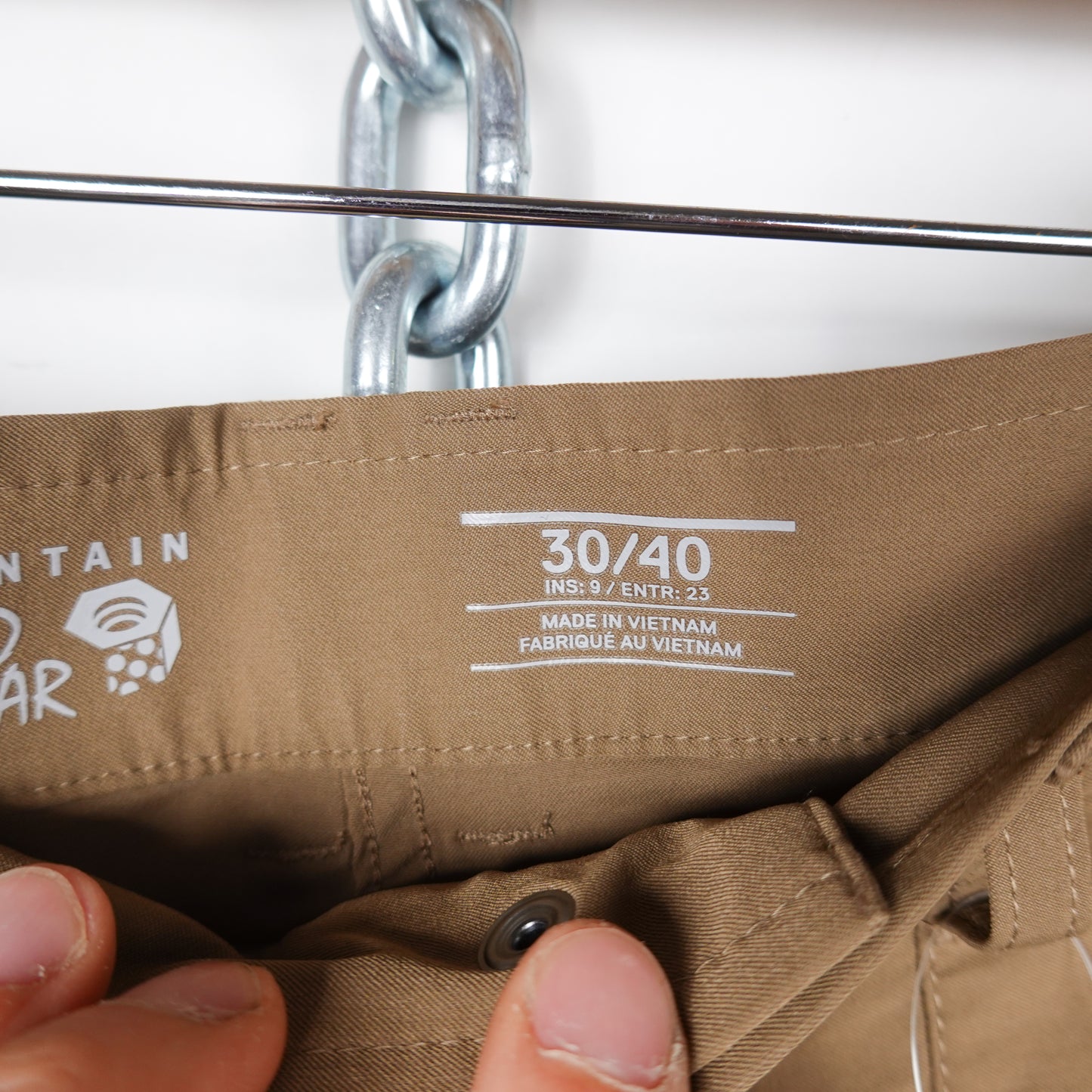 Mountain Hardwear Shorts - Size 30