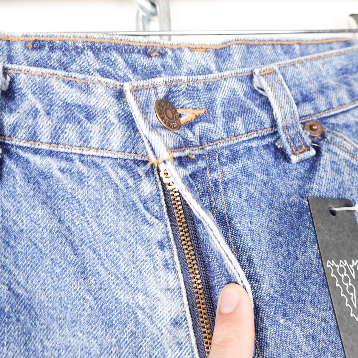 Levi's Leather Tab Blue Jeans - Size 32