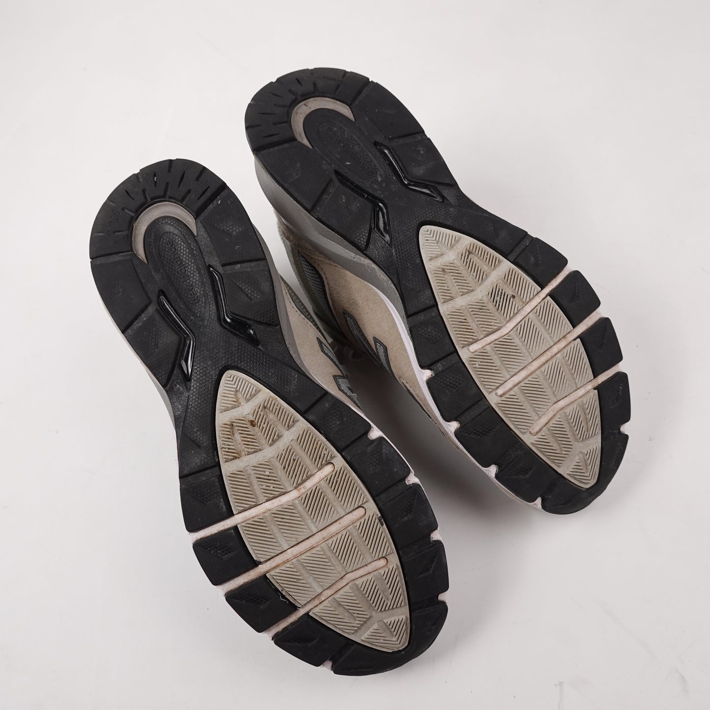 New Balance 990V5 - Size 8