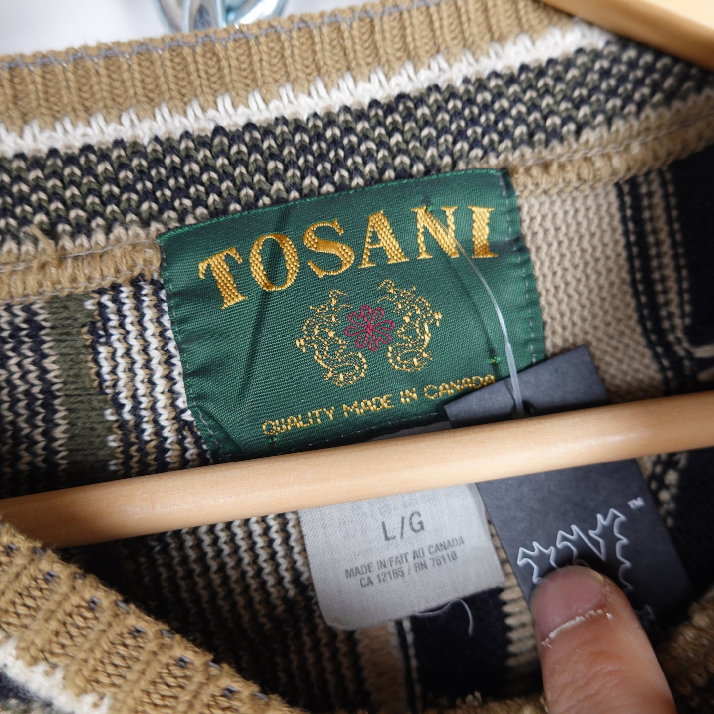 Vintage Tosani 3D Knit - Size L Neck Tag