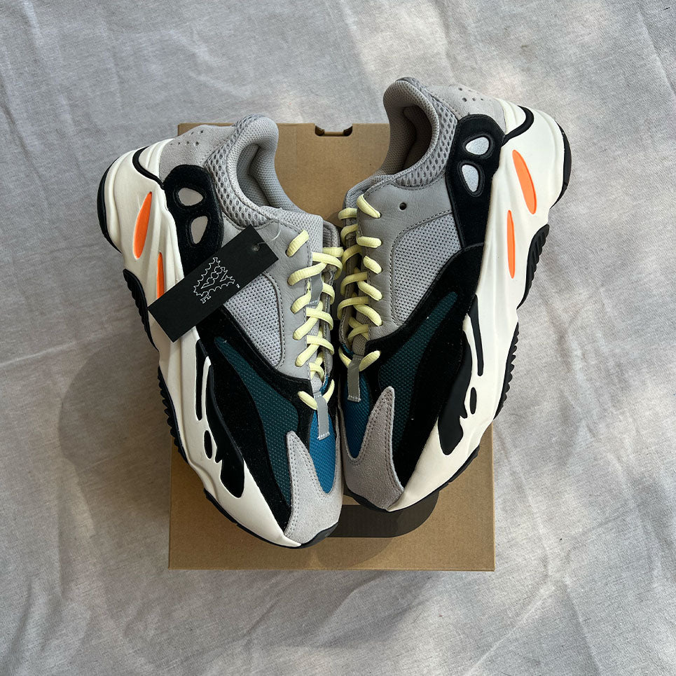 Adidas Yeezy Wave Runner - Size 9