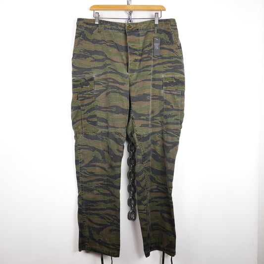 Vintage Tiger Camo Cargo Pants - Size 36