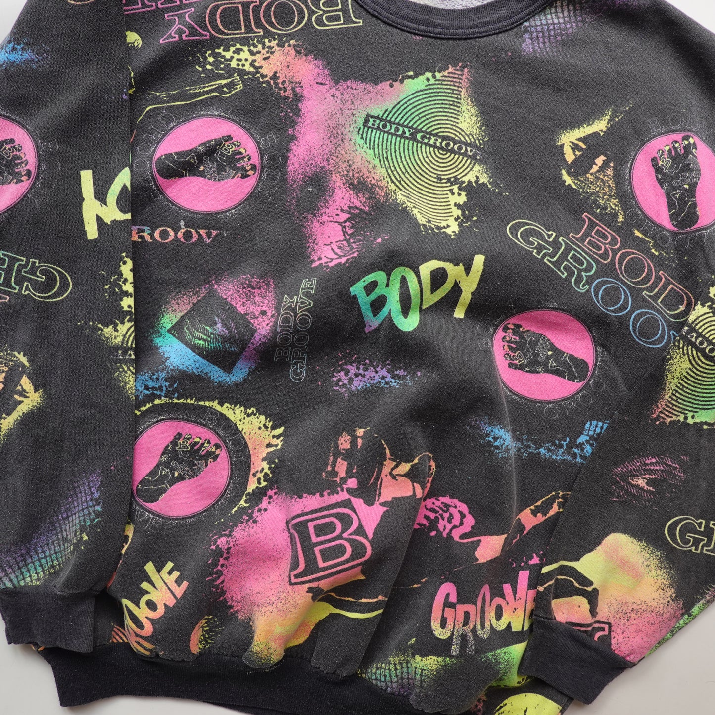 Vintage Body Groove Crew - Size M