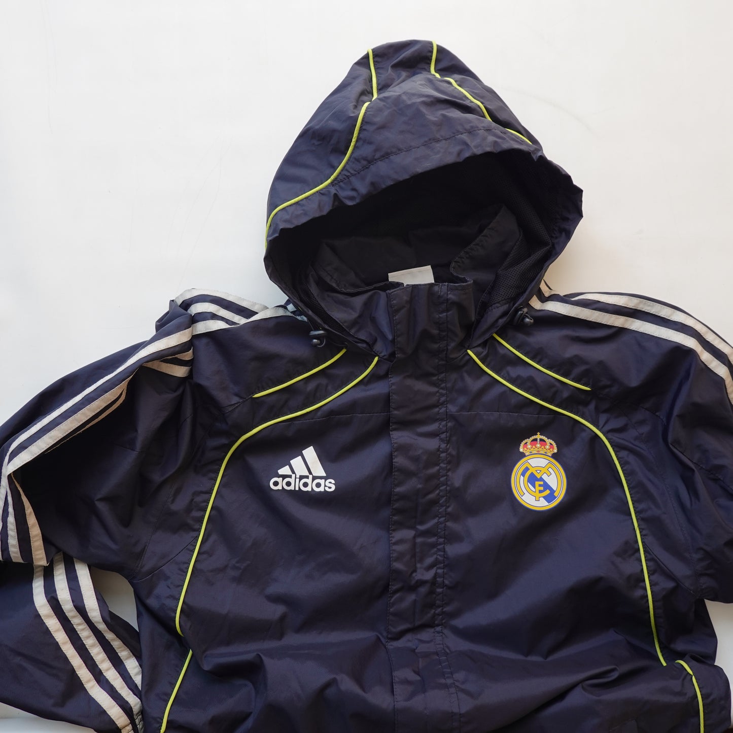 2010/11 Real Madrid Hooded Rain Jacket - Size L