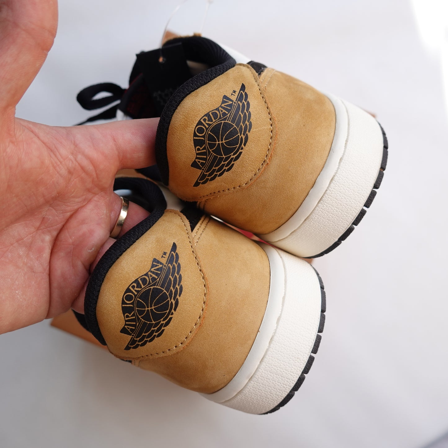 Jordan 1 Low Rookie of The Year - Size 12