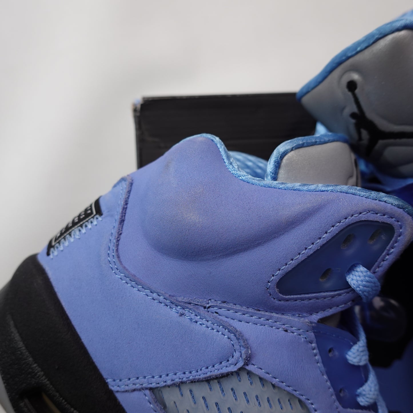 Jordan 5 Retro UNC University Blue - Size 8