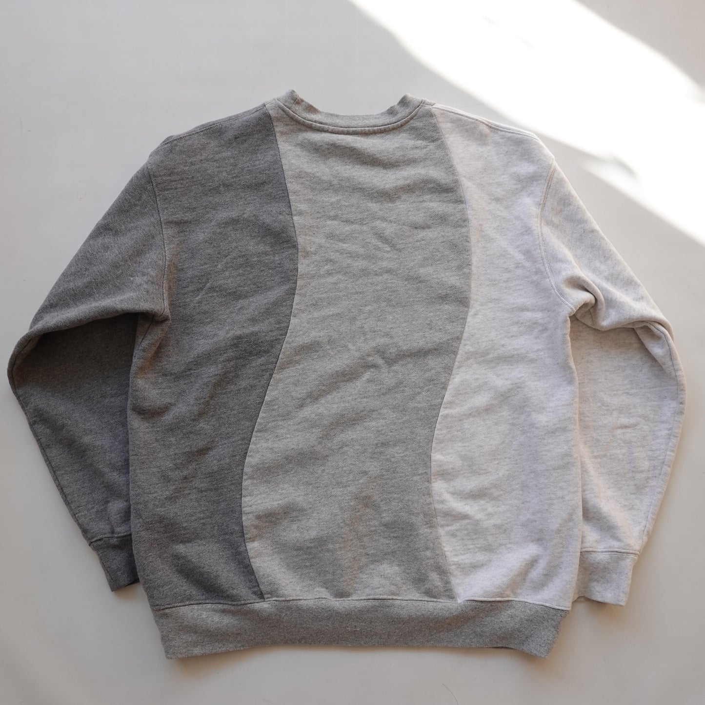 Dime Wavy 3 Tone Crewneck - Size M