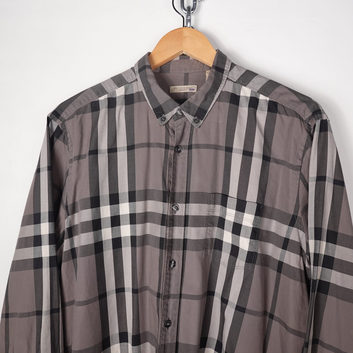 Burberry Novacheck Button Up - Size XL