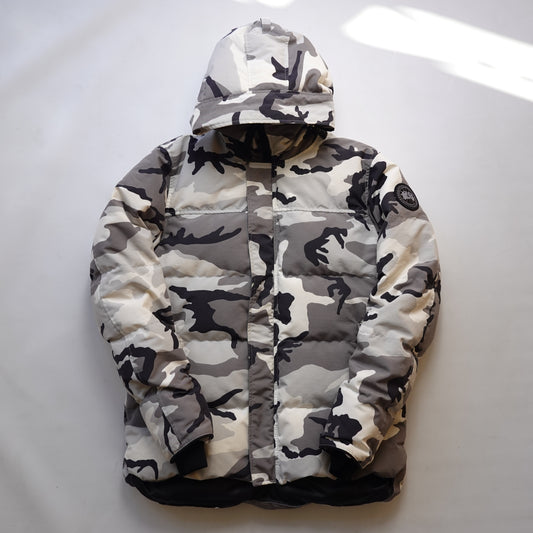 Canada Goose Snow Camo Parka Jacket - Size L