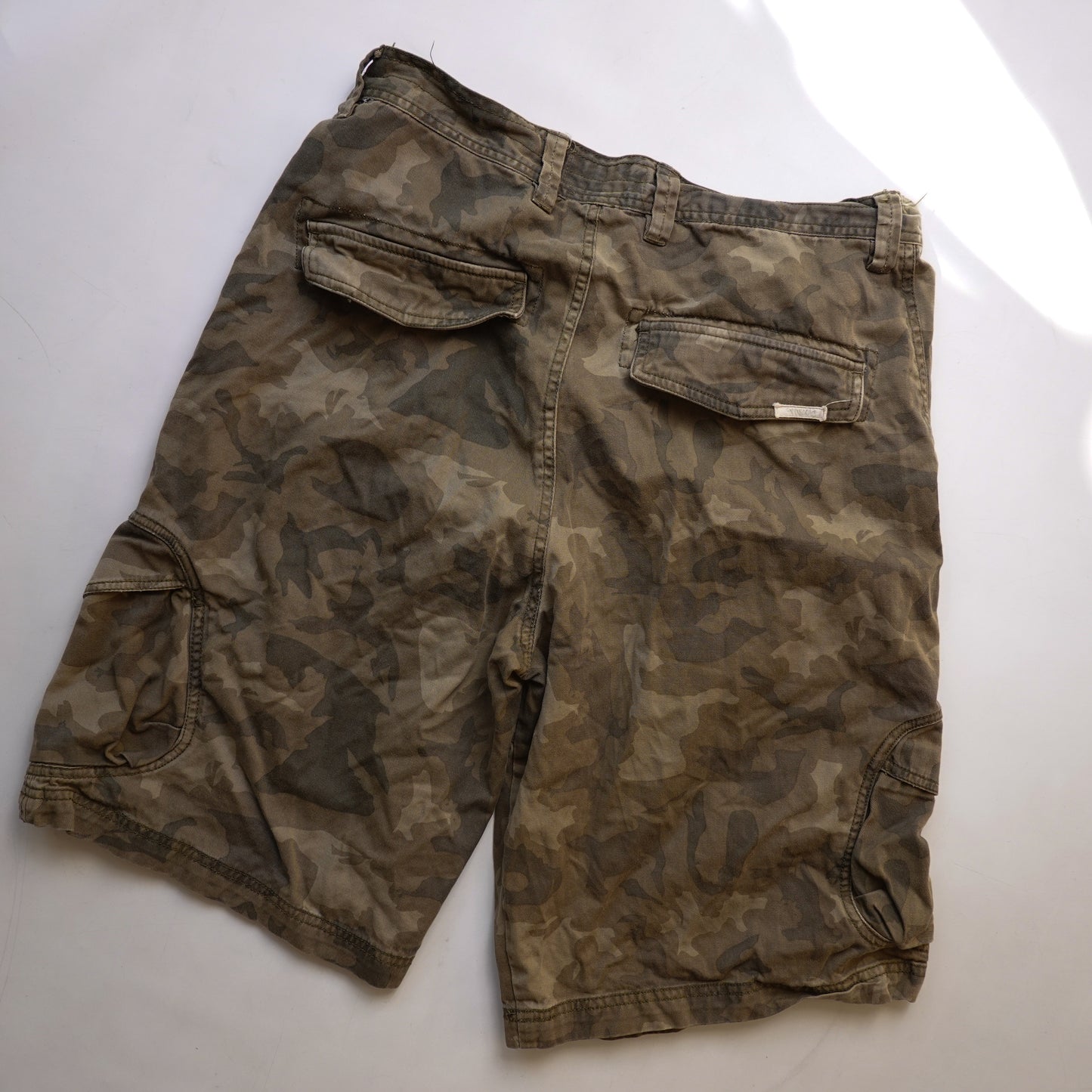 Mecca Camo Shorts - Size 32