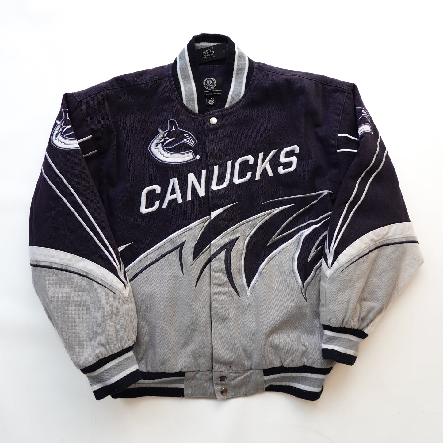 Vancouver Canucks Shark Tooth Jacket - Size L