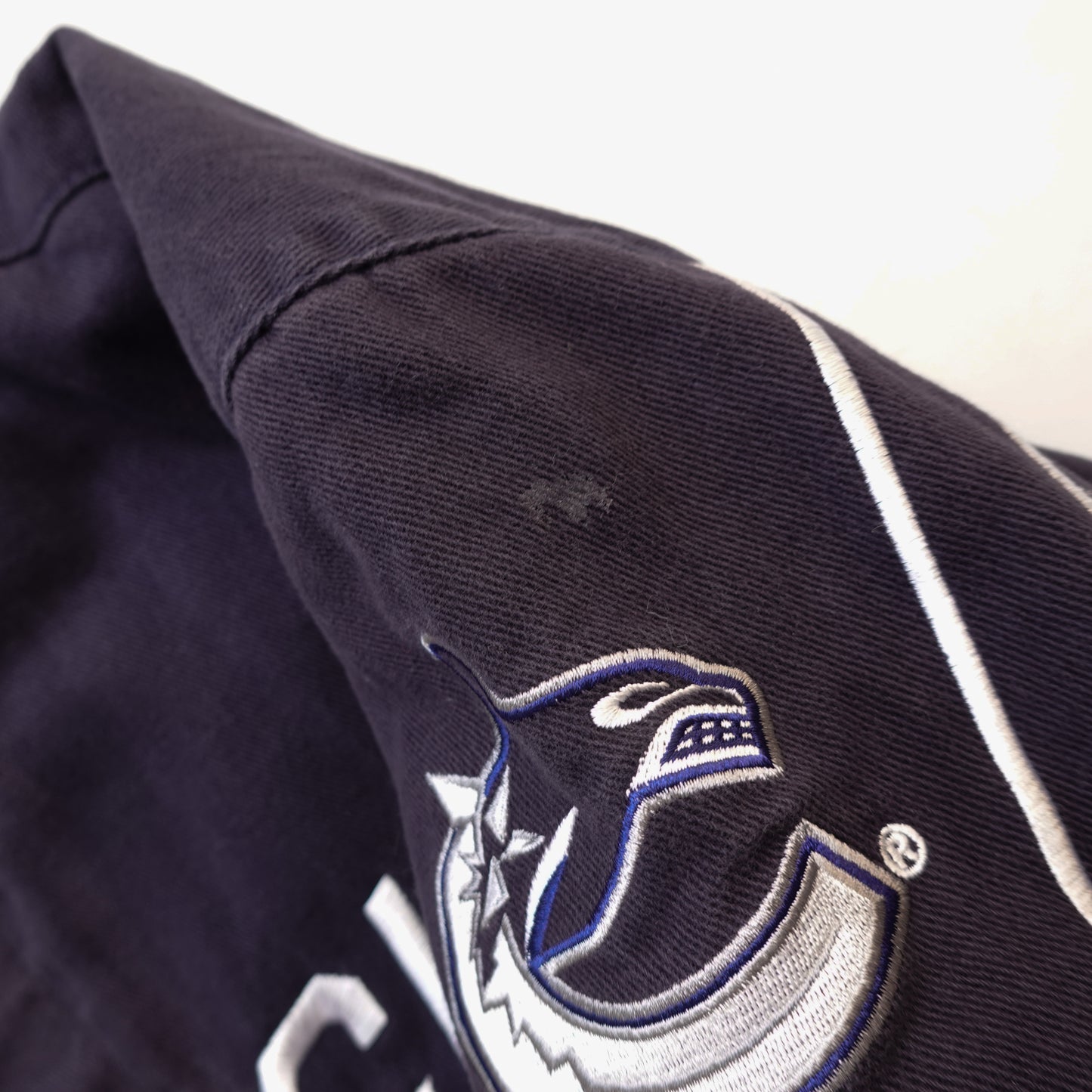 Vancouver Canucks Shark Tooth Jacket - Size L
