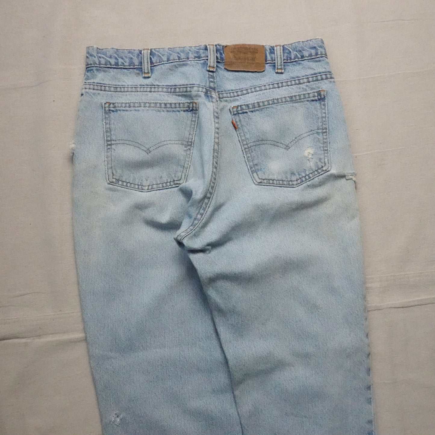 Vintage Levis 619 Distressed Denim - Size 32