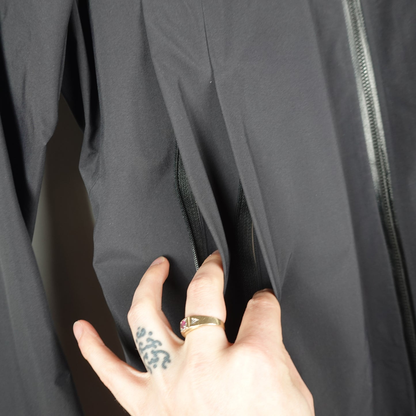 Arc'teryx Veilance Arris Gore-Tex Shell Jacket - Size S