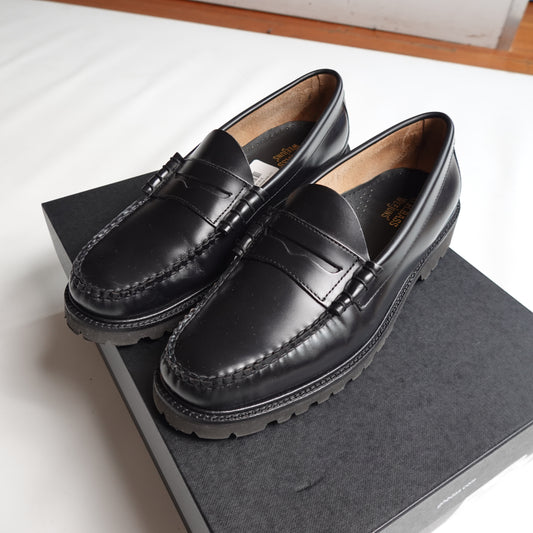 G.H. Bass Weejun Shoe - Size 9.5