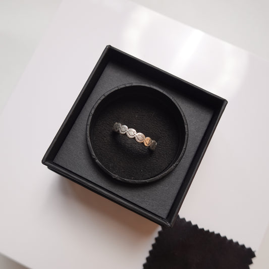 Maple Wavy Smile Silver Ring