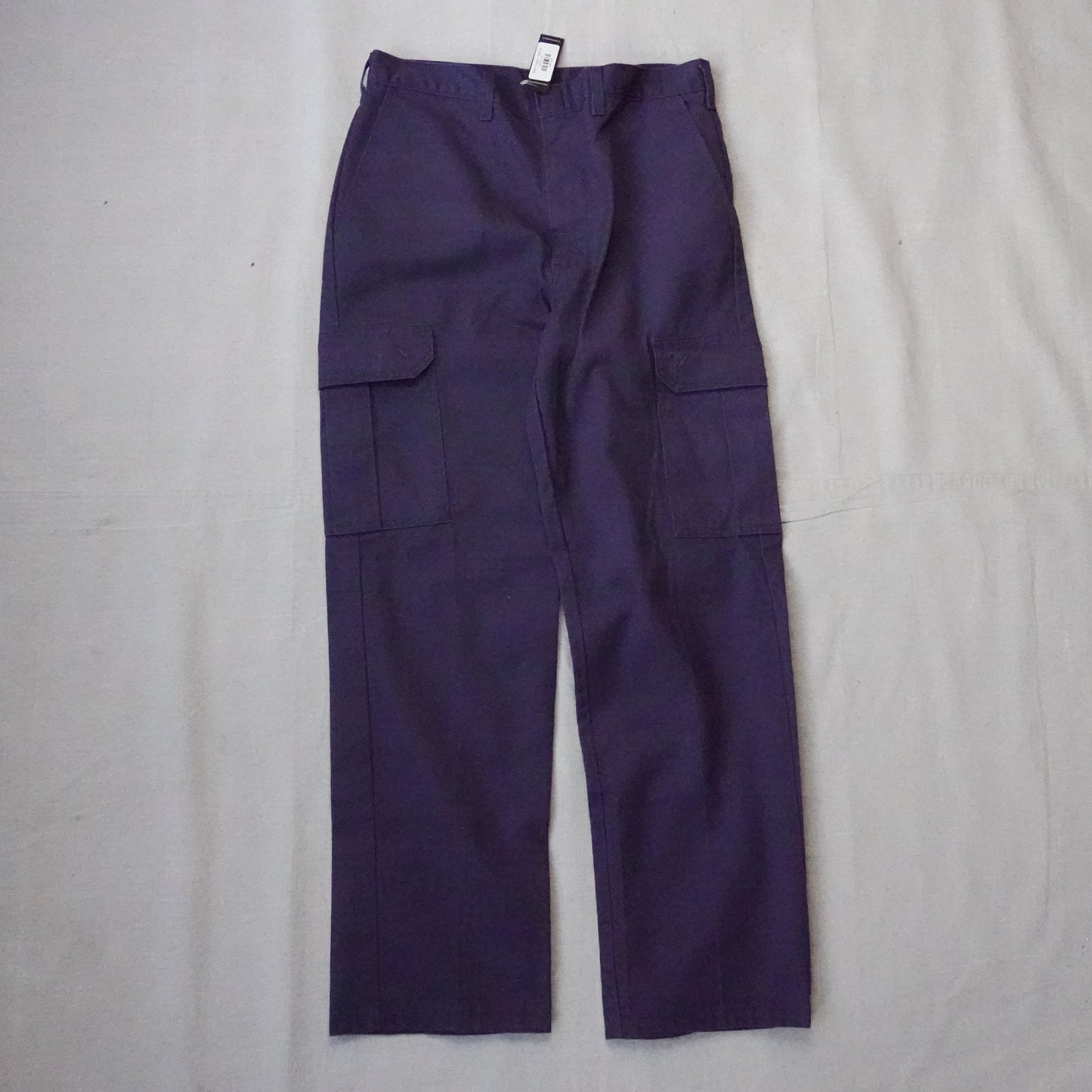 Navy Cargos - Size 32