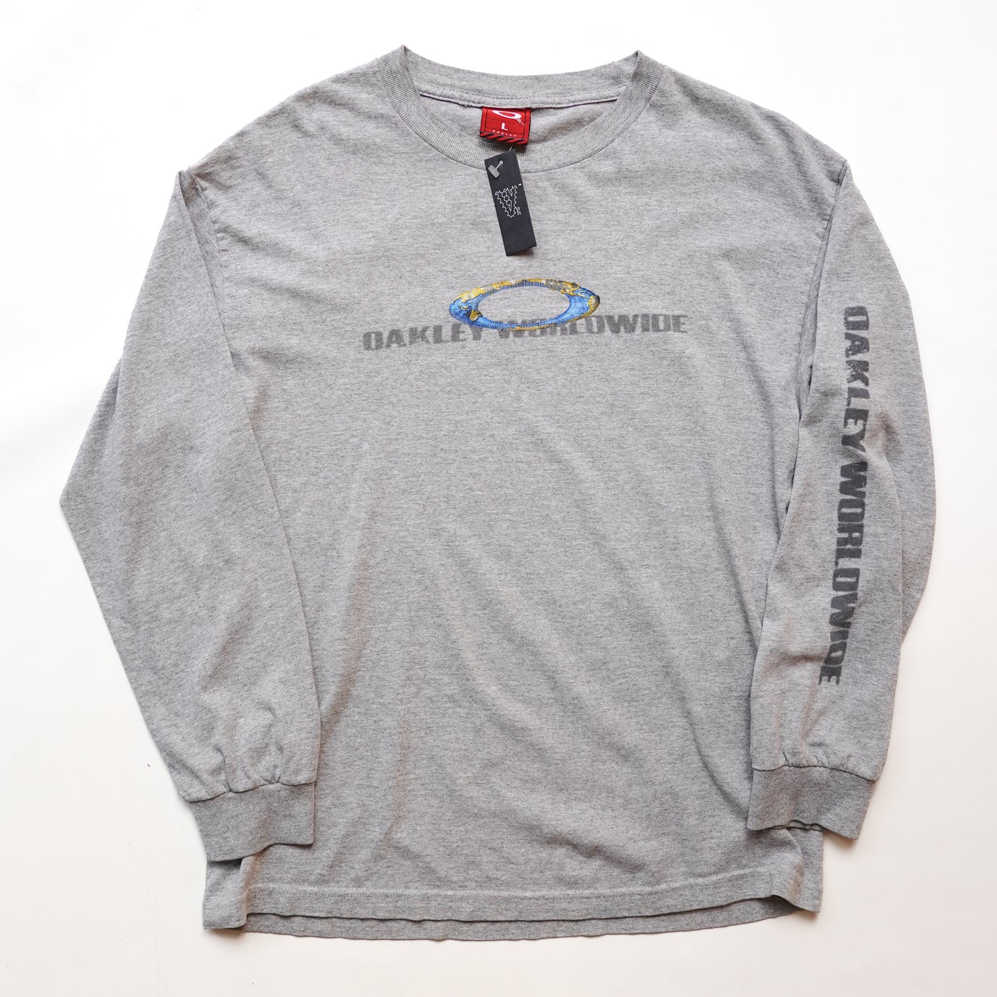 Y2K Oakley Globe Long Sleeve - Size L
