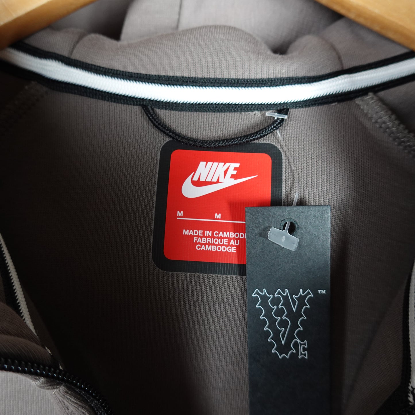 Nike Brown Tech Fleece Hoodie - Size M