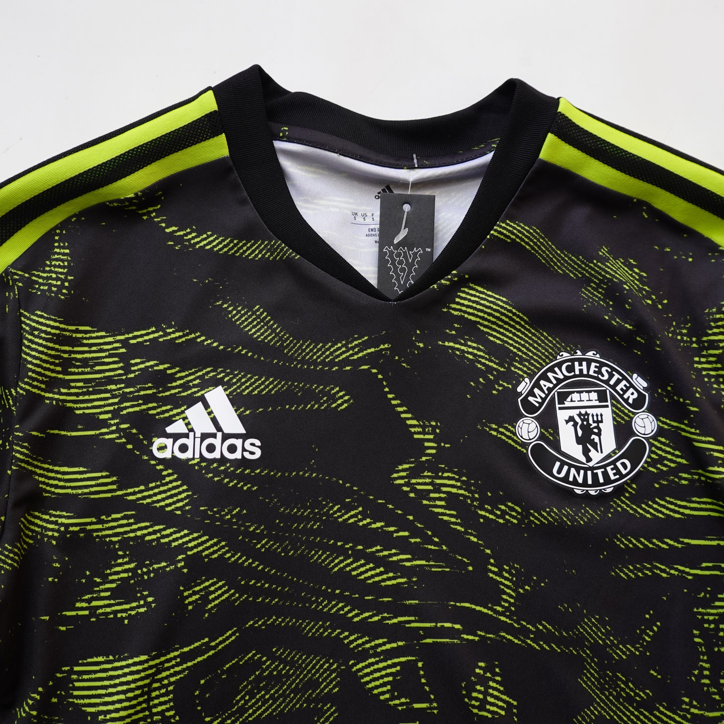 2022/23 Man U Training Kit - Size S