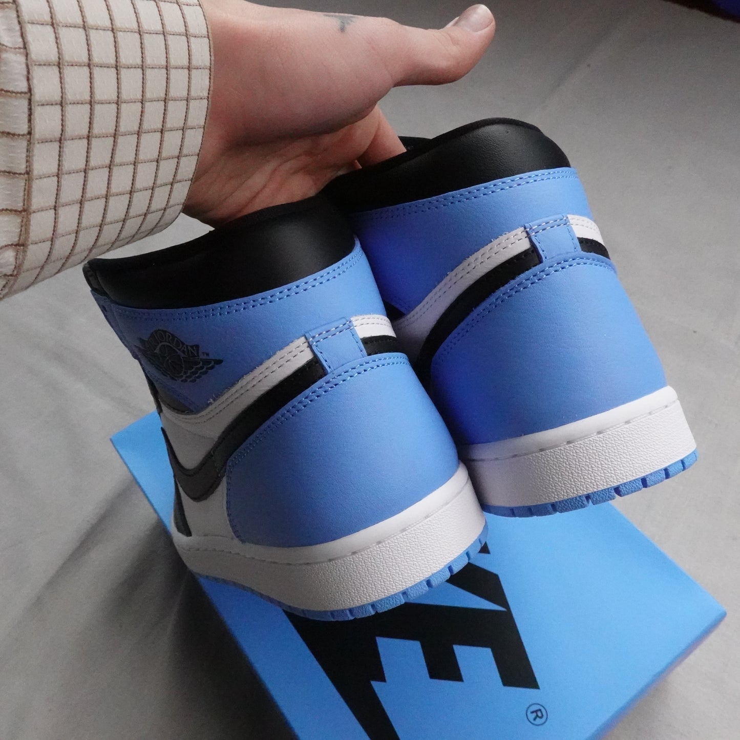 Jordan 1 High OG 'UNC Toe' - Size 9.5W/8M