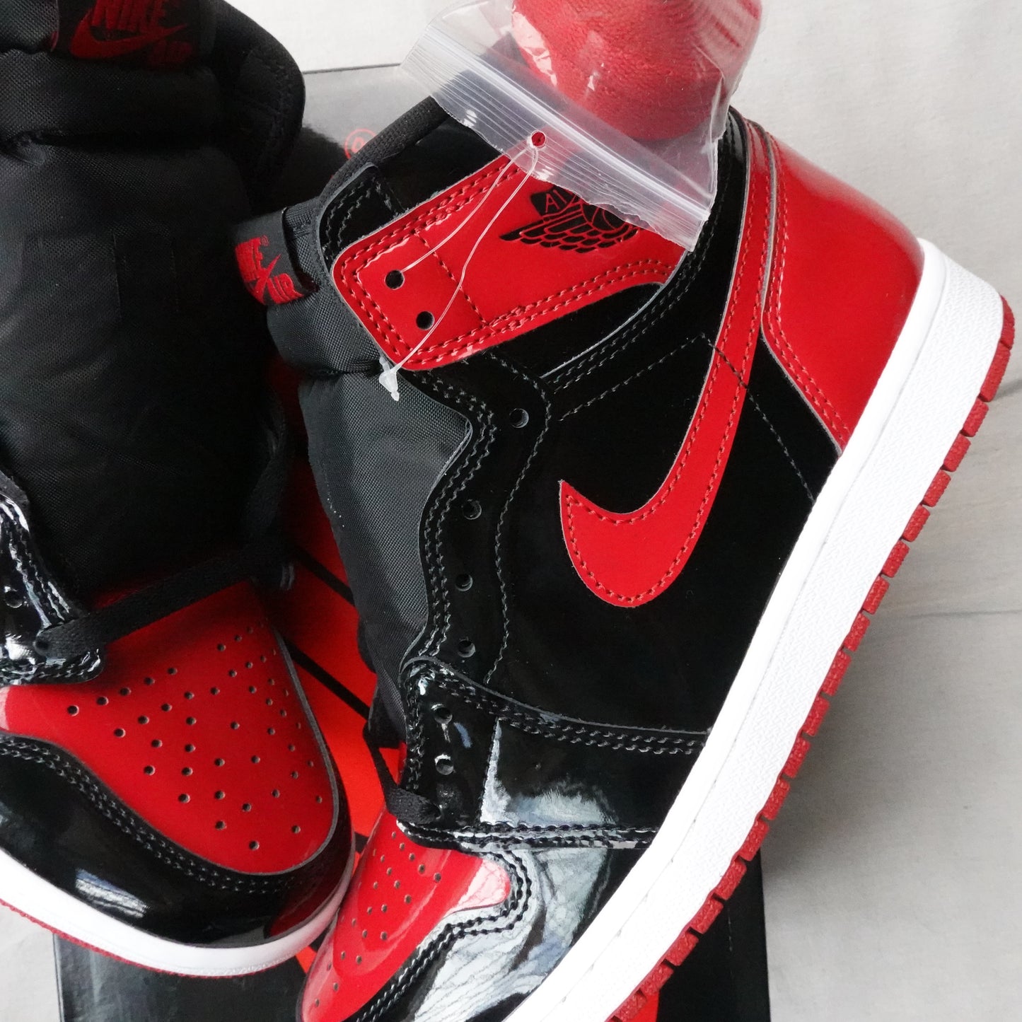 Jordan 1 High OG 'Patent Bred' - Size 8