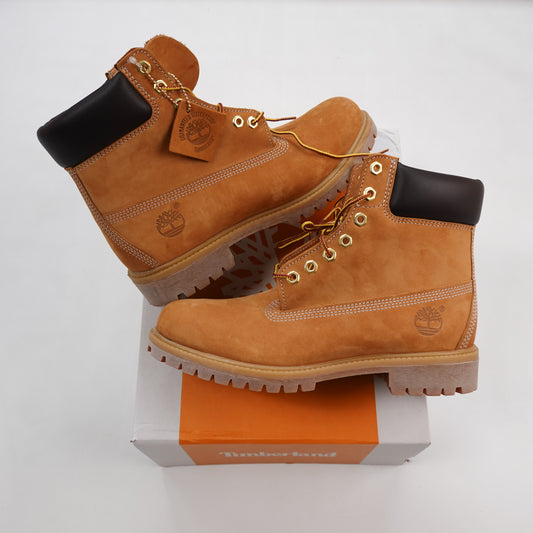 Timberland Classic Premium Boots - Size 9.5