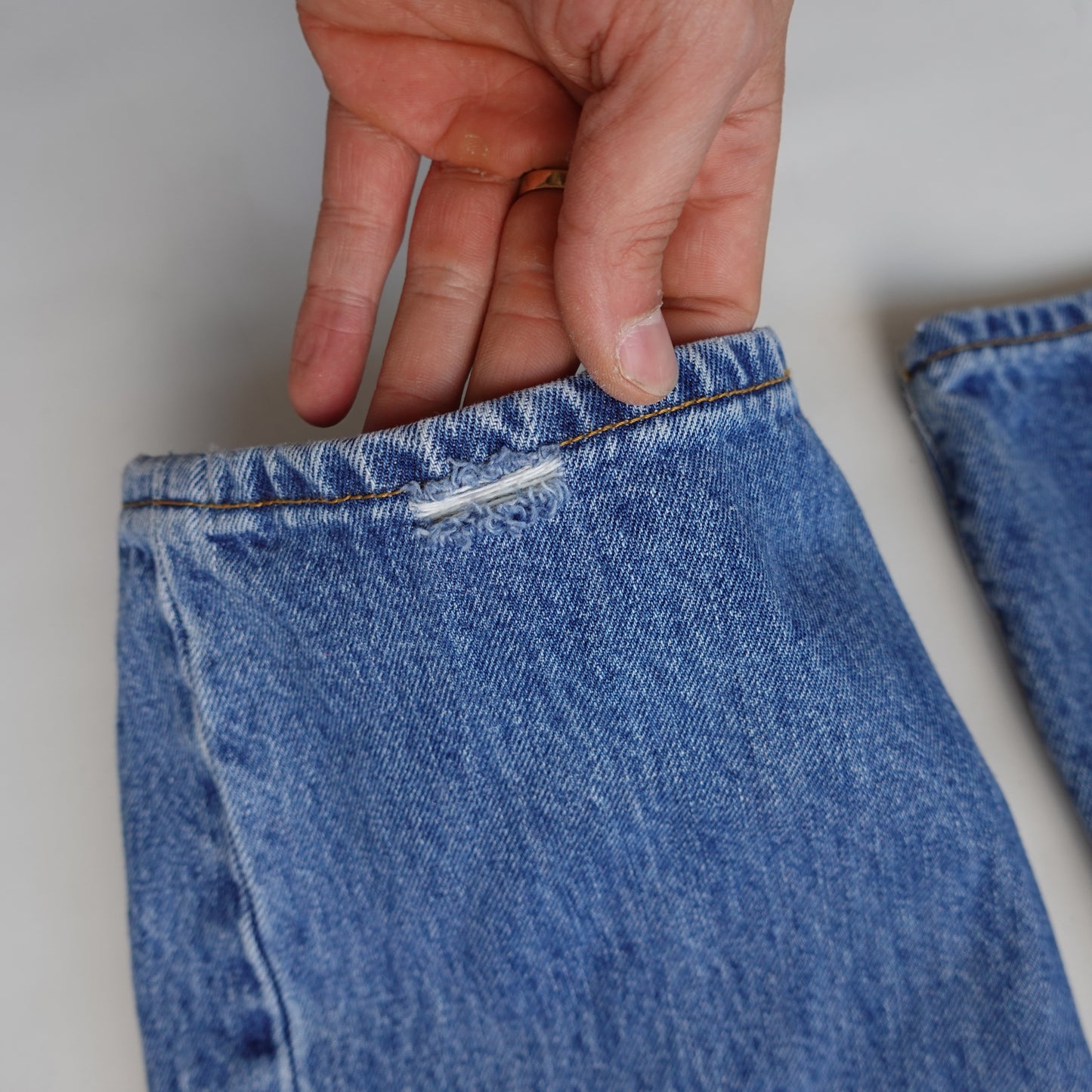 Vintage Levi's 501 Light Wash Pant - Size 31