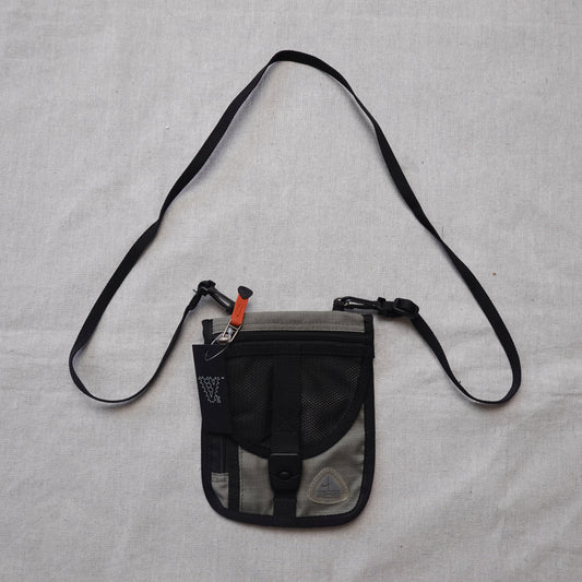 Vintage Nike ACG Pouch