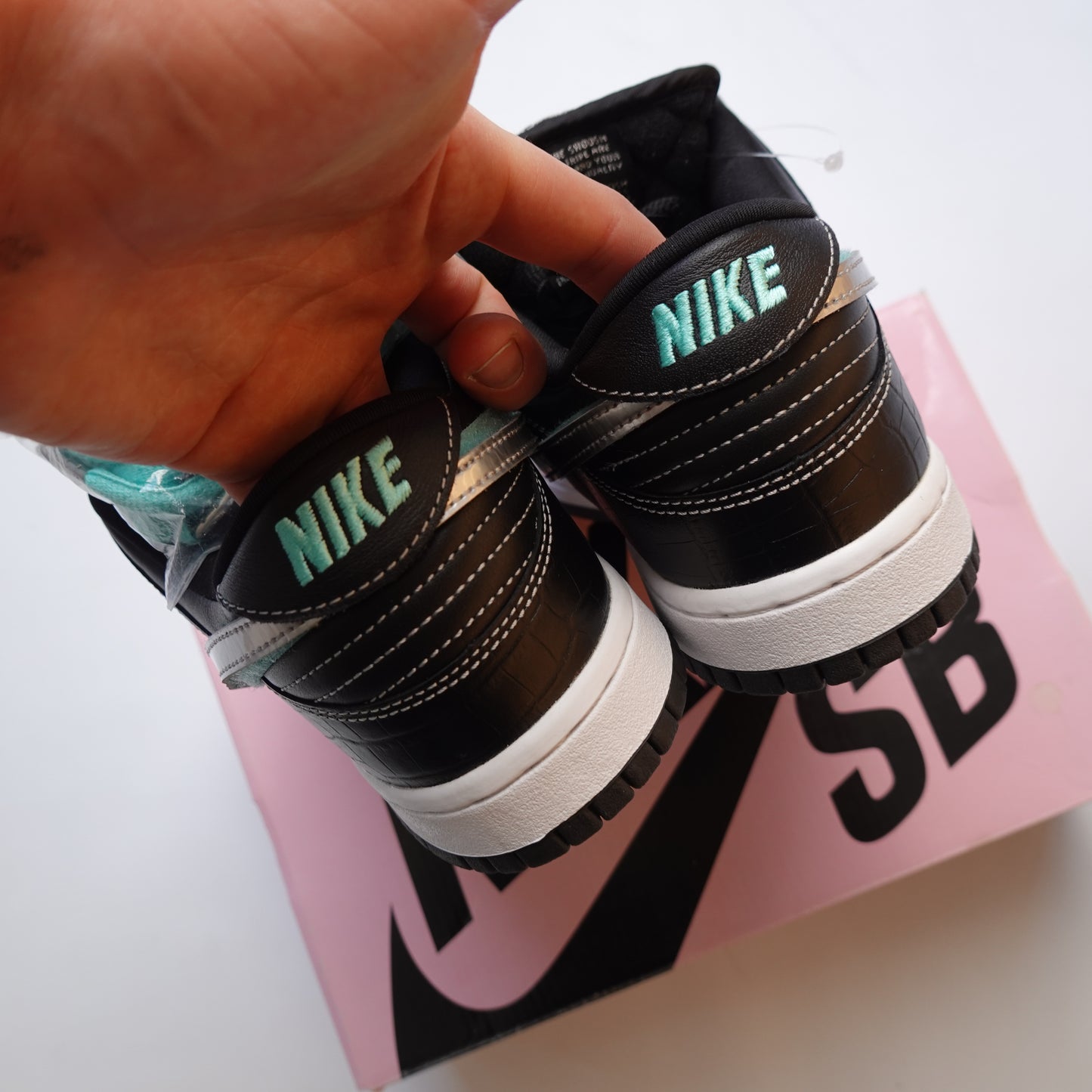 2018 Nike SB Dunk Low Black Diamond - Size 8.5