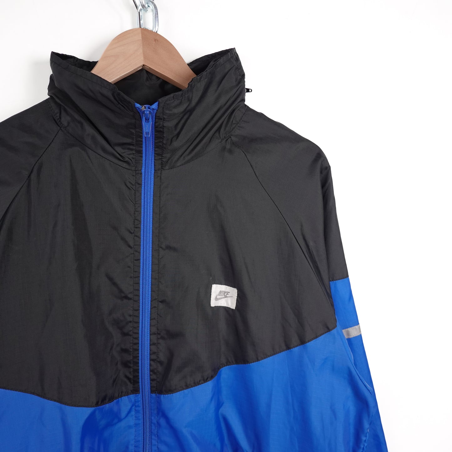 1990s Nike International Windbreaker - Size M