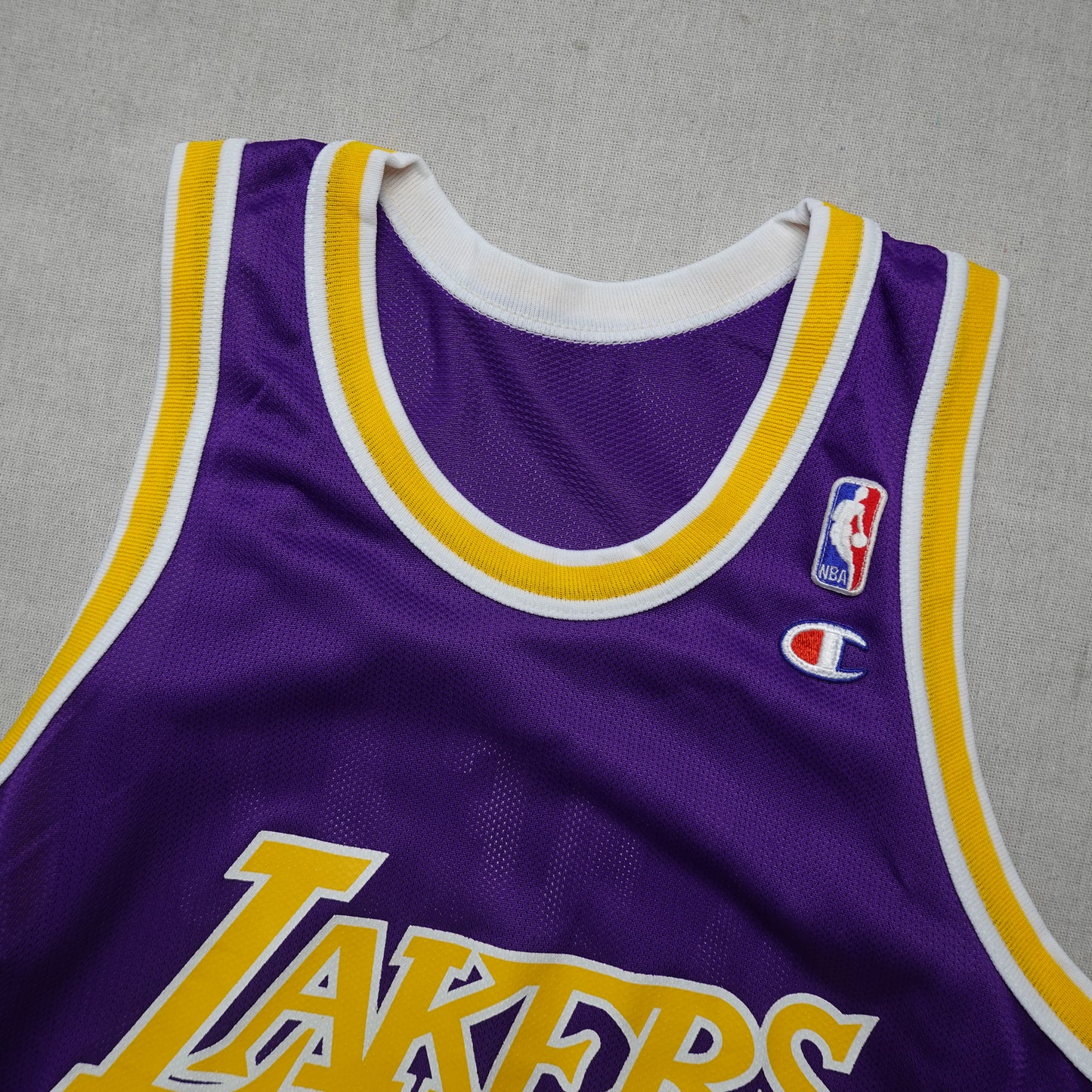 Vintage Lakers Shaq Jersey - Size M
