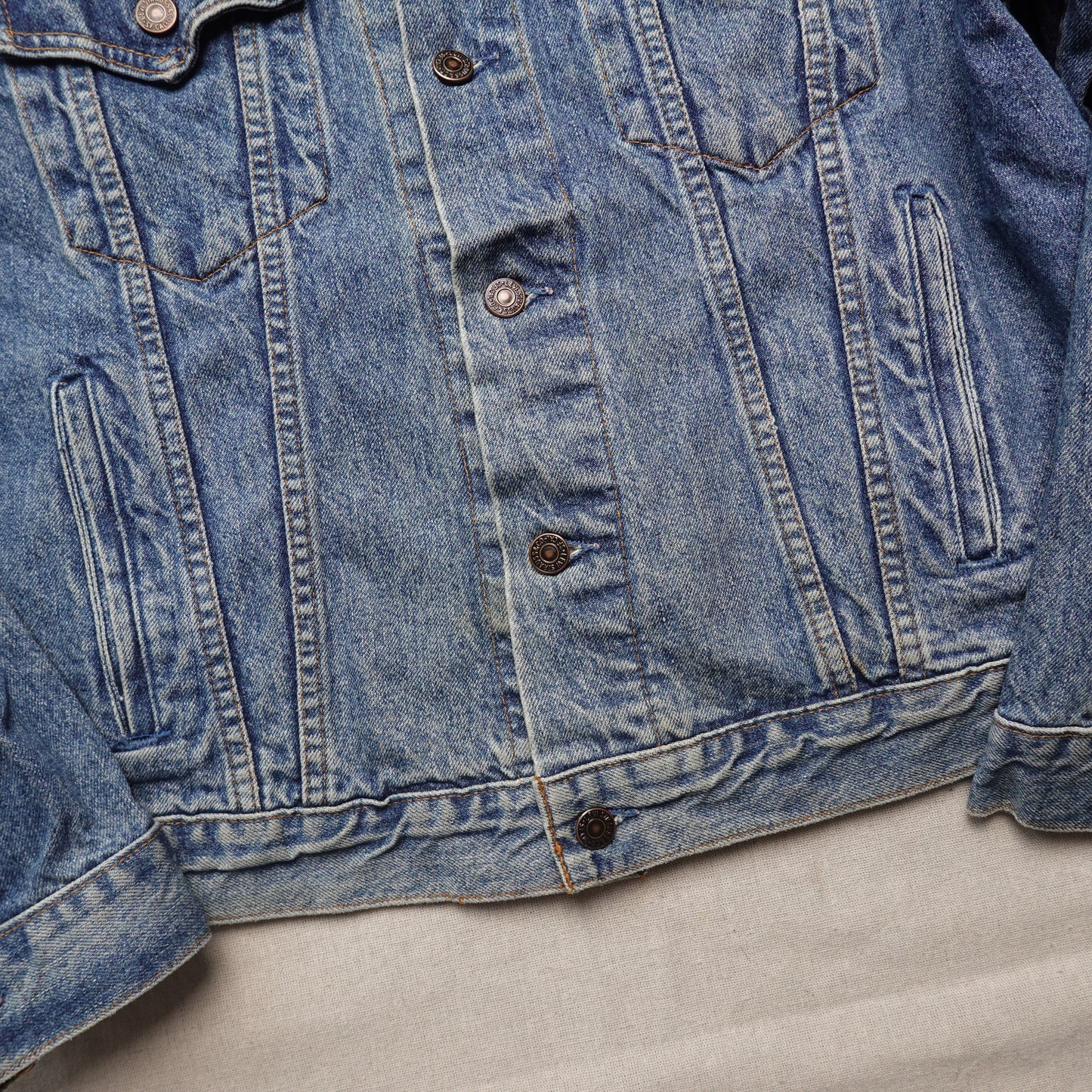 Vintage Levi's Denim Jacket - Size L