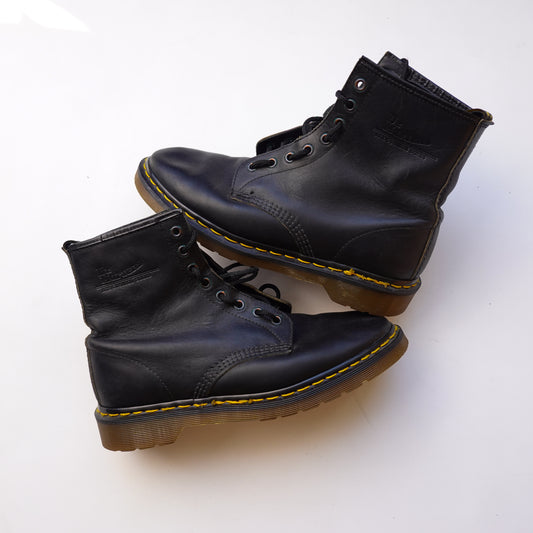Doc Martens Awley Made in England Boot - Size 8.5