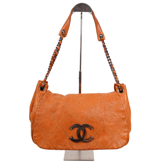 2006 Chanel Caramel Lambskin Oversized Resin CC Chain Shoulder Bag