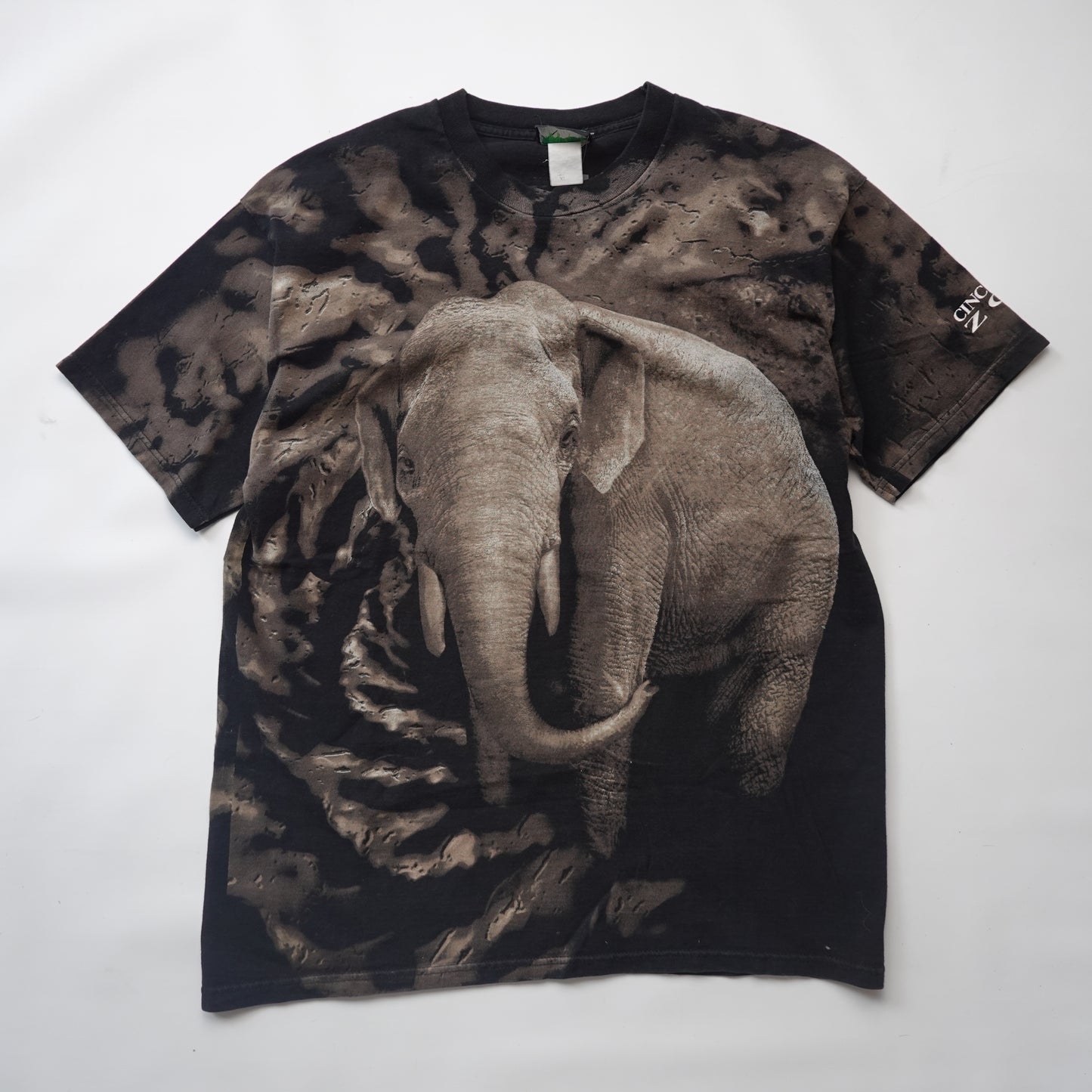 Vintage Elephant AOP - Size XL