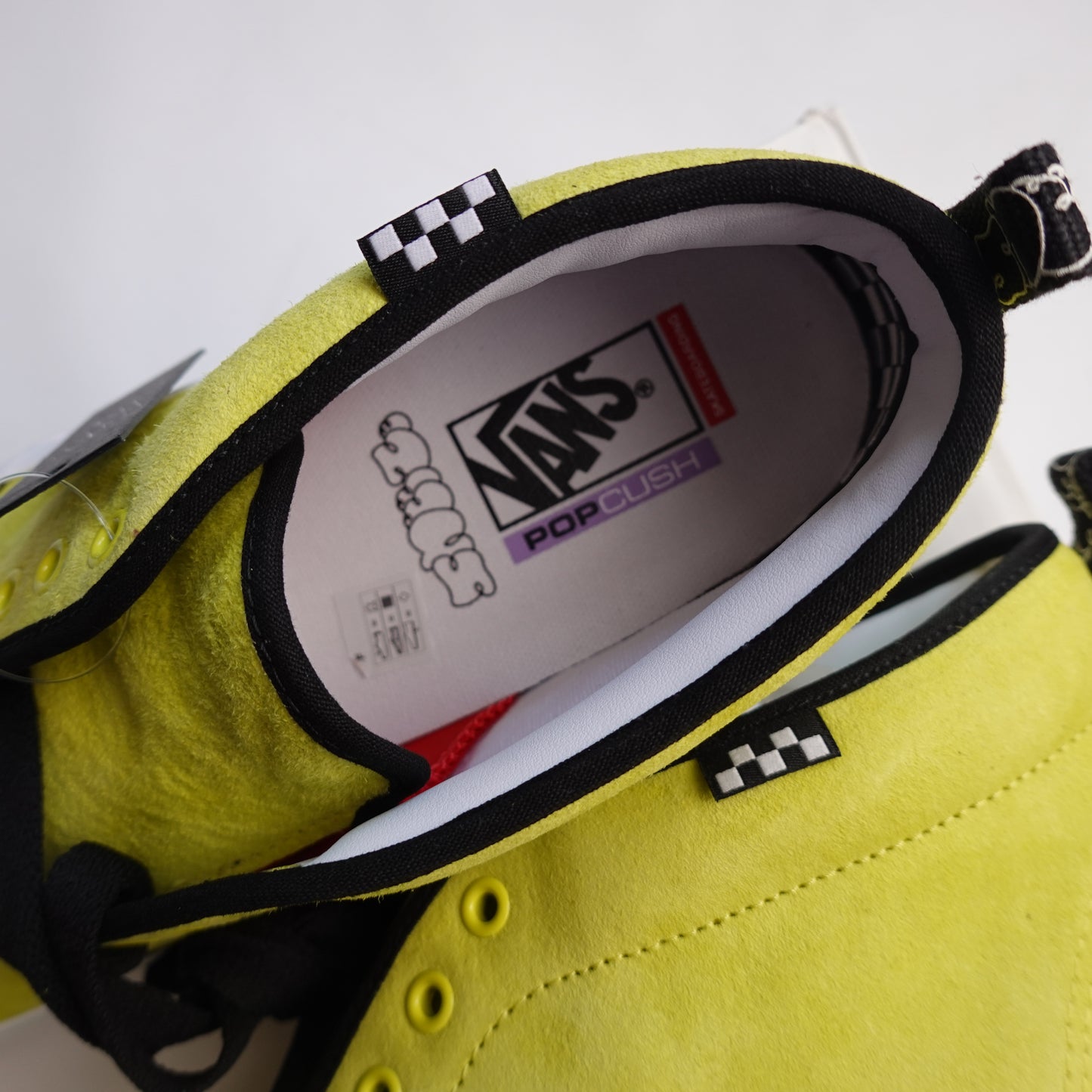 Sneeze Vans Chukka Hi Acid