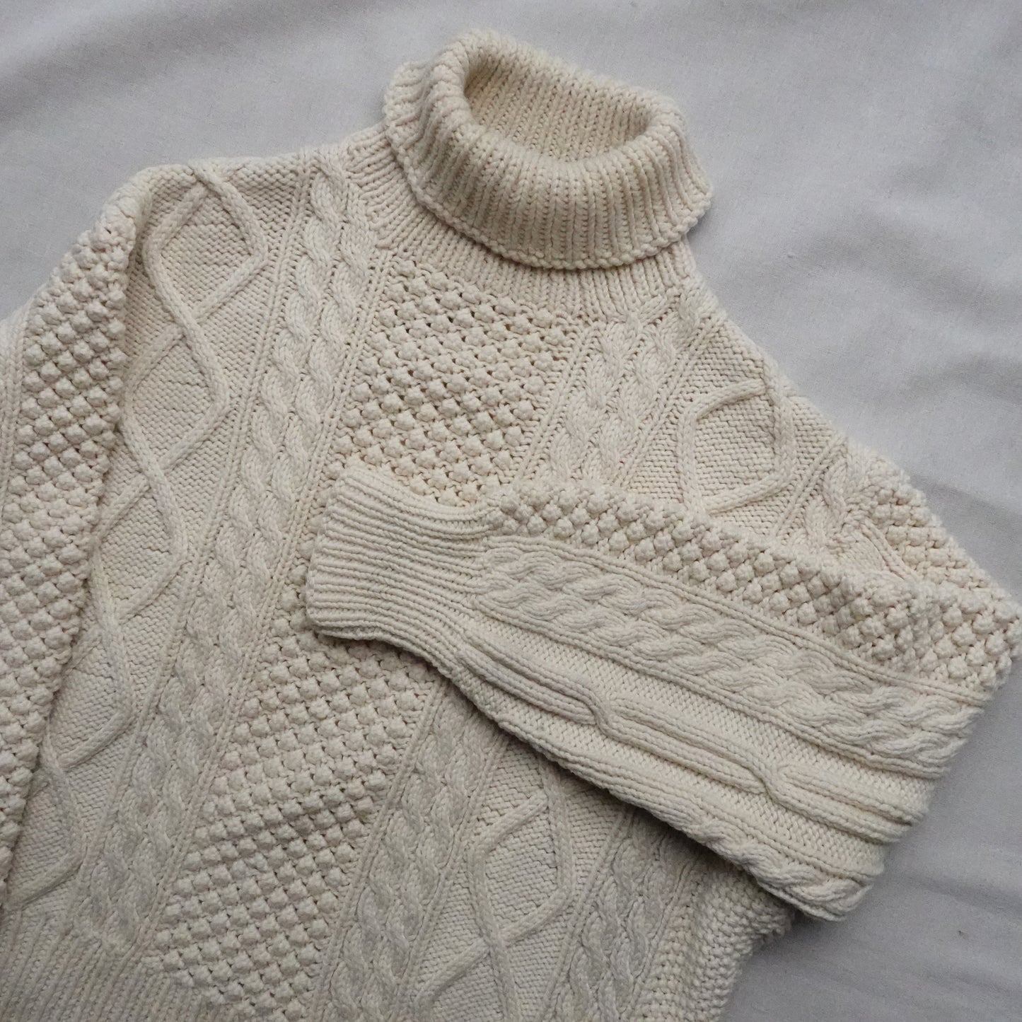 Vintage Cable Knit Sweater - Fits XL