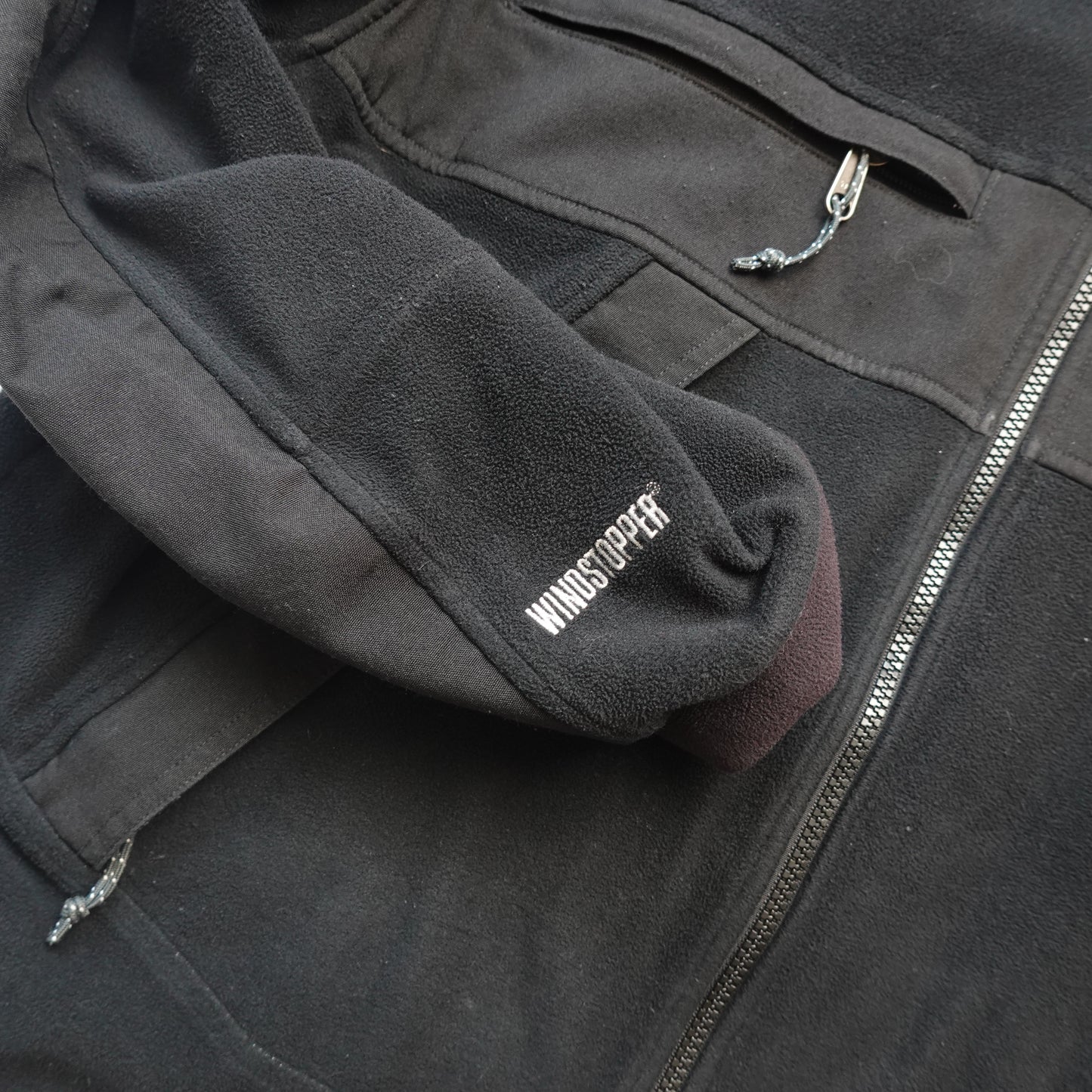 Mountain Hardware Fleece - Size L
