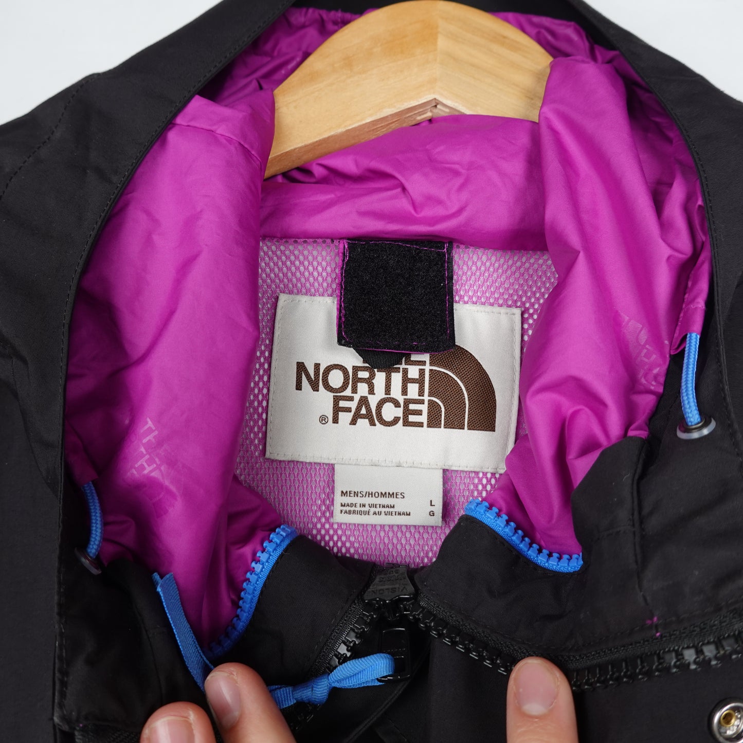 TNF Dry Vent Multi Color Jacket - Size L
