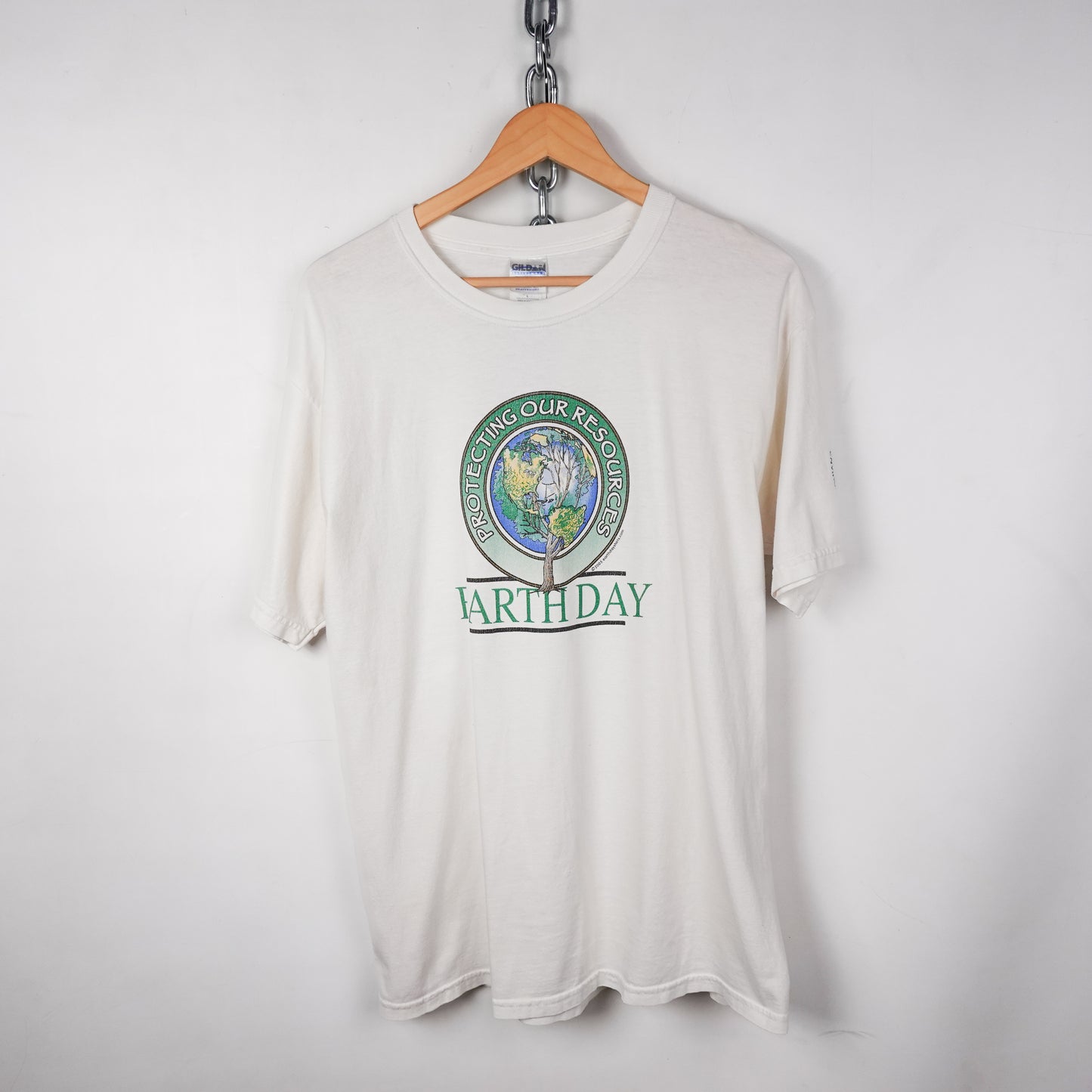 2005 Earth Day Tee - Size L