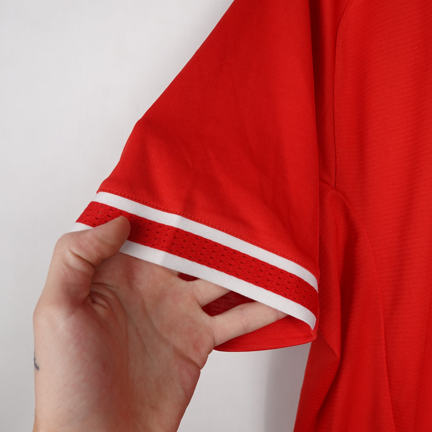 2013/14 Liverpool FC Jersey - Size XL